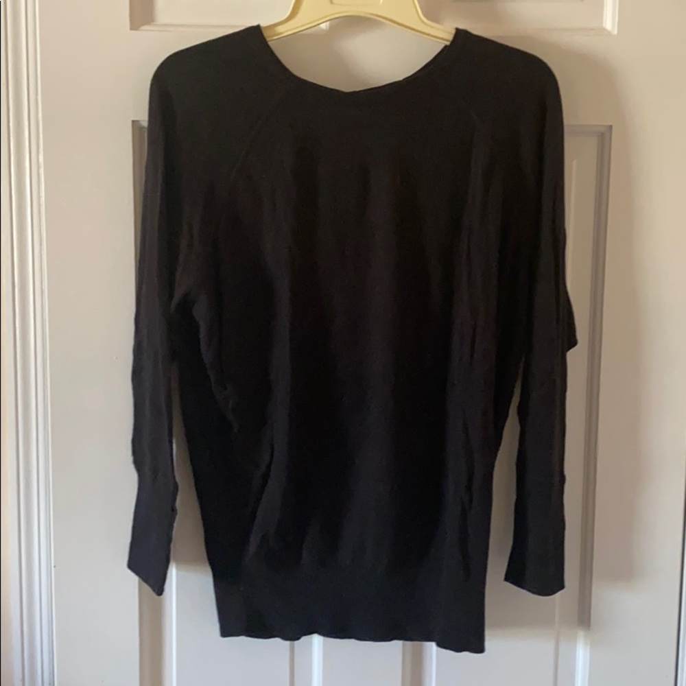 Black long sleeve lightweight sweater